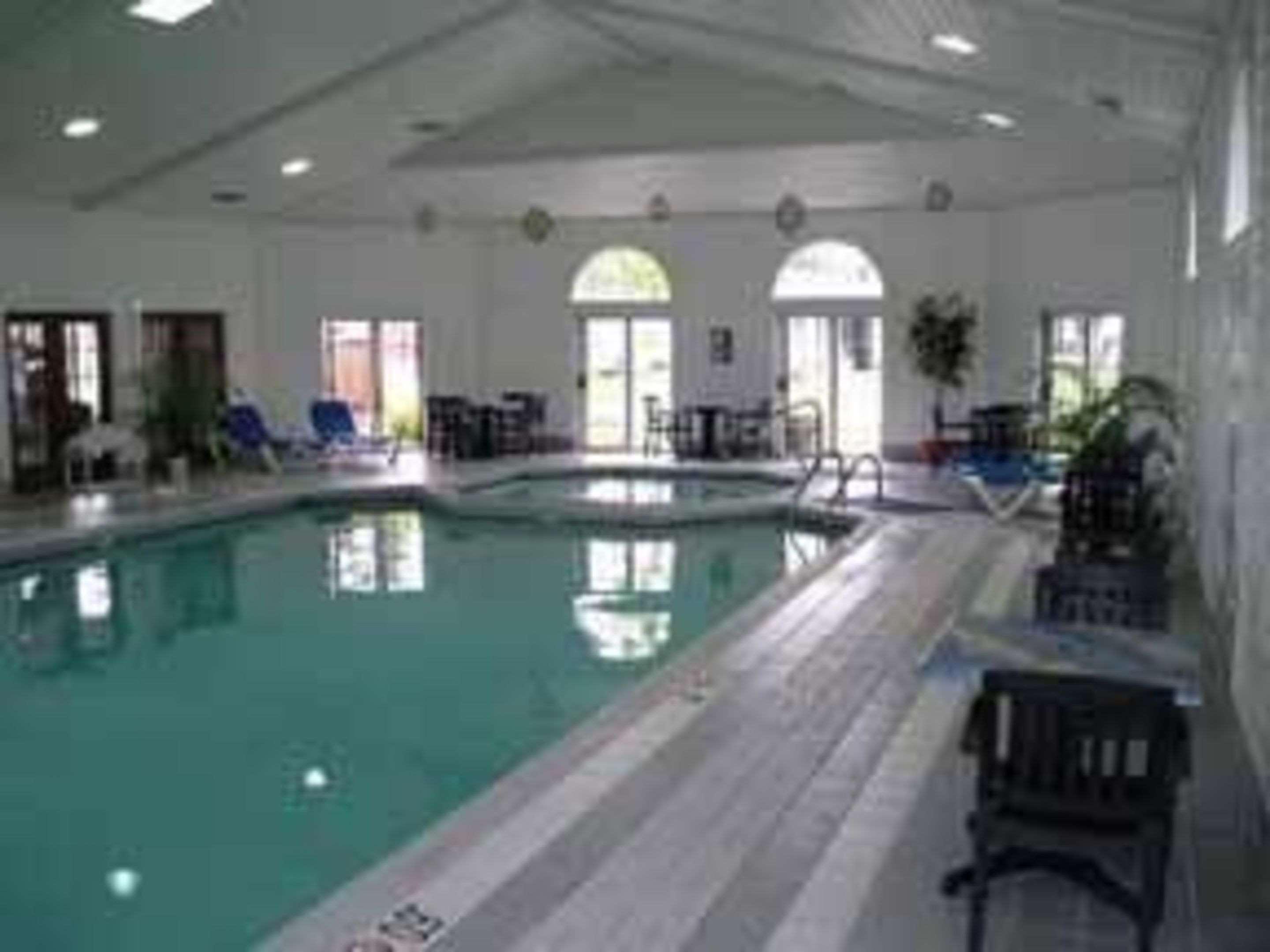 Comfort Inn Lakeside Mackinaw City Exterior photo